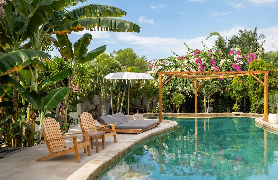Gili Teak Beach Front Resort-1